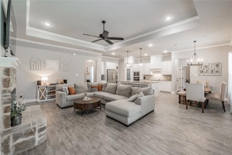 4033 Overlook Way Weatherford TX 76085