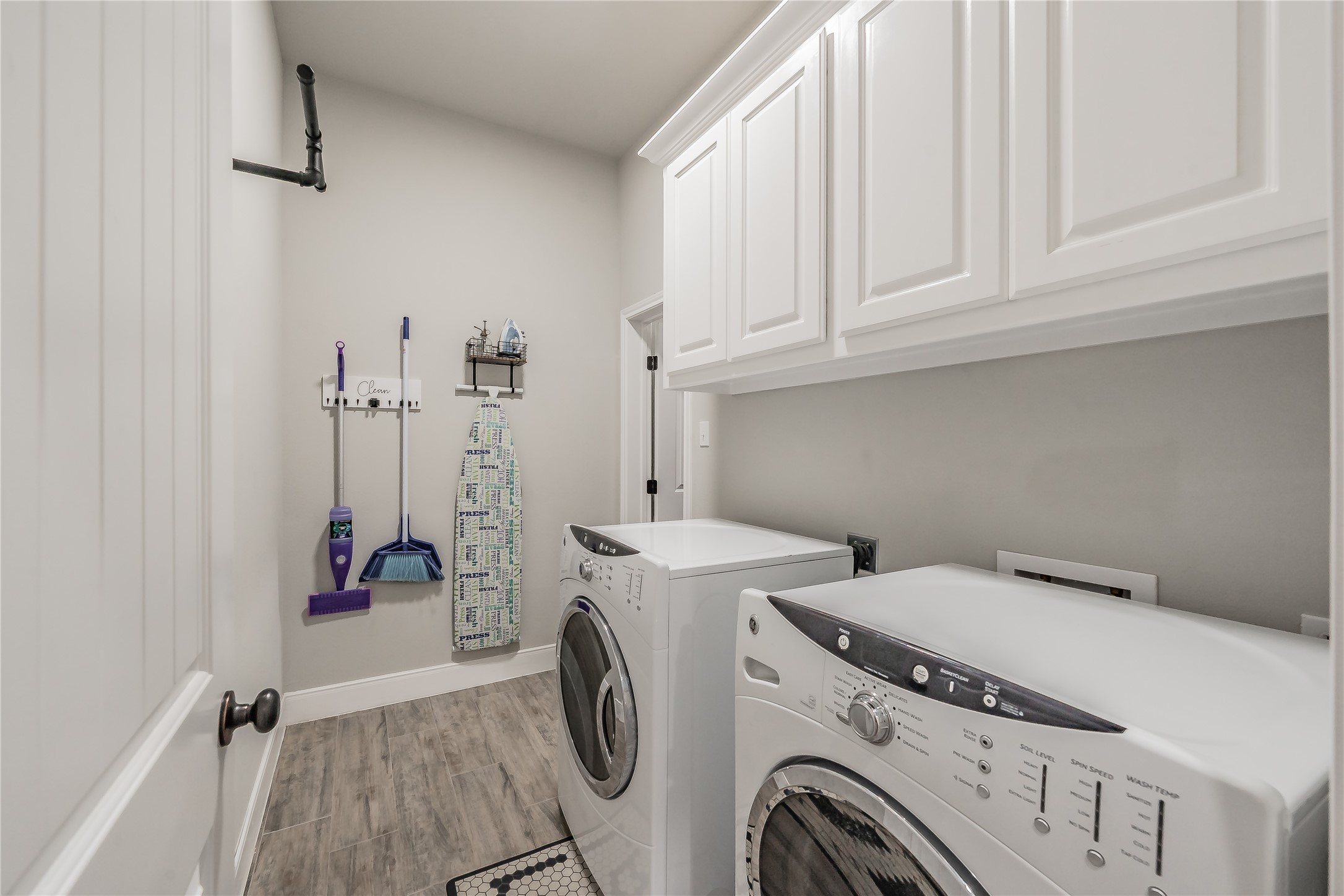 4033 Overlook Way Weatherford TX 76085