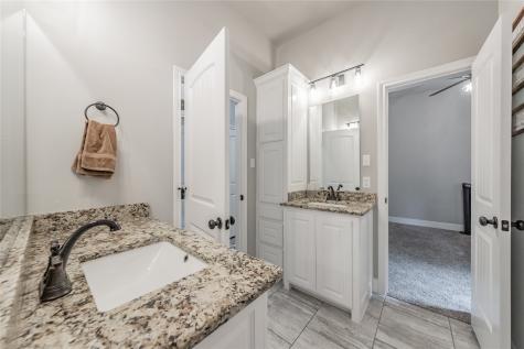 4033 Overlook Way Weatherford TX 76085