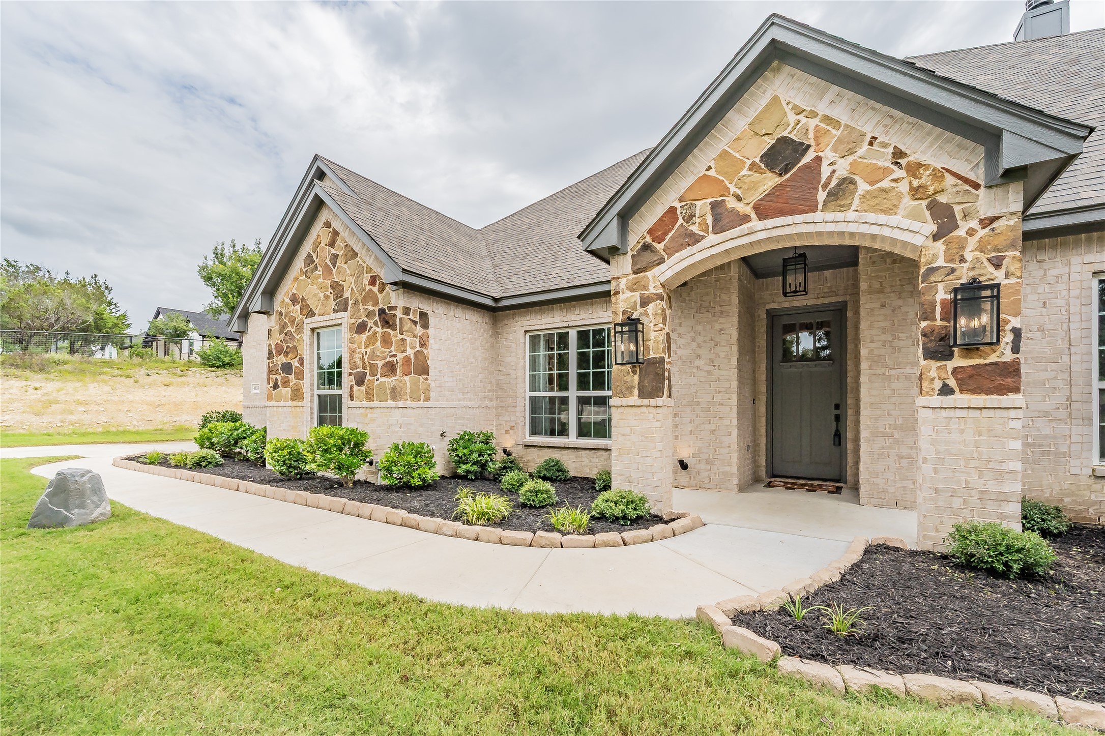 4033 Overlook Way Weatherford TX 76085