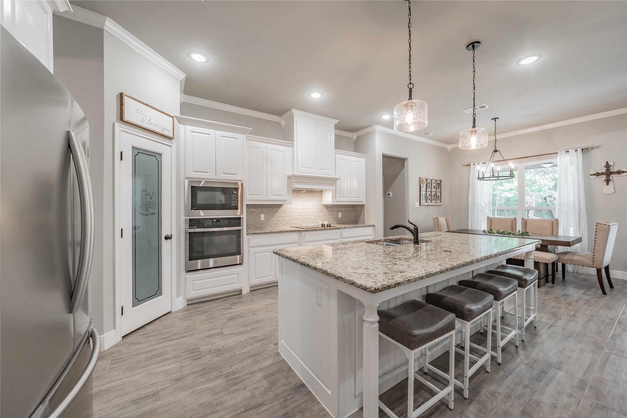 4033 Overlook Way Weatherford TX 76085