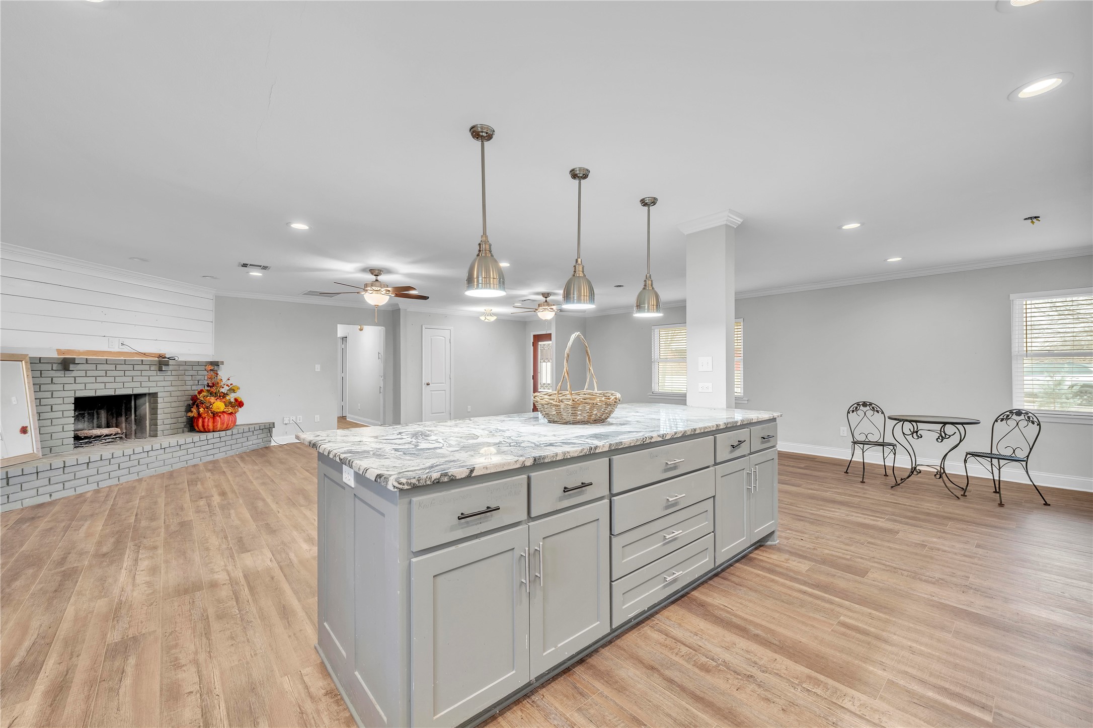 801 Arliss Drive Woodway TX 76712