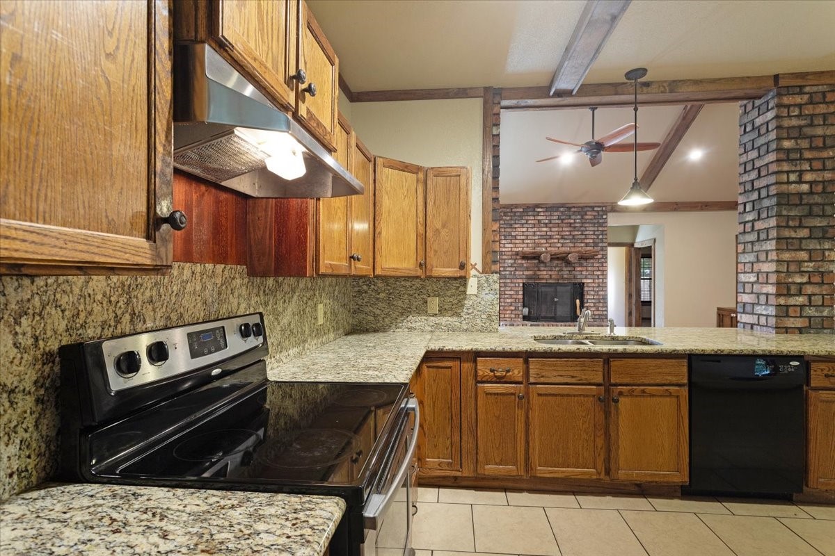 1035 Lakewood Road Denison TX 75020