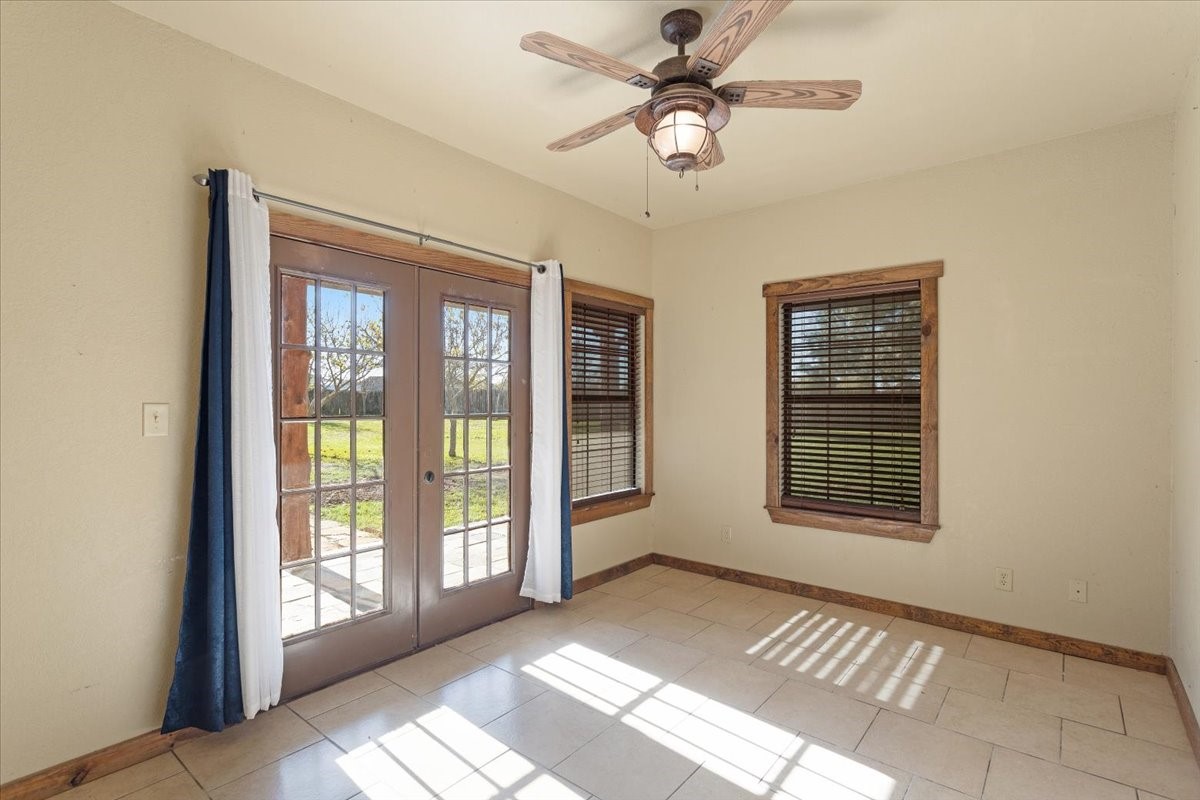 1035 Lakewood Road Denison TX 75020