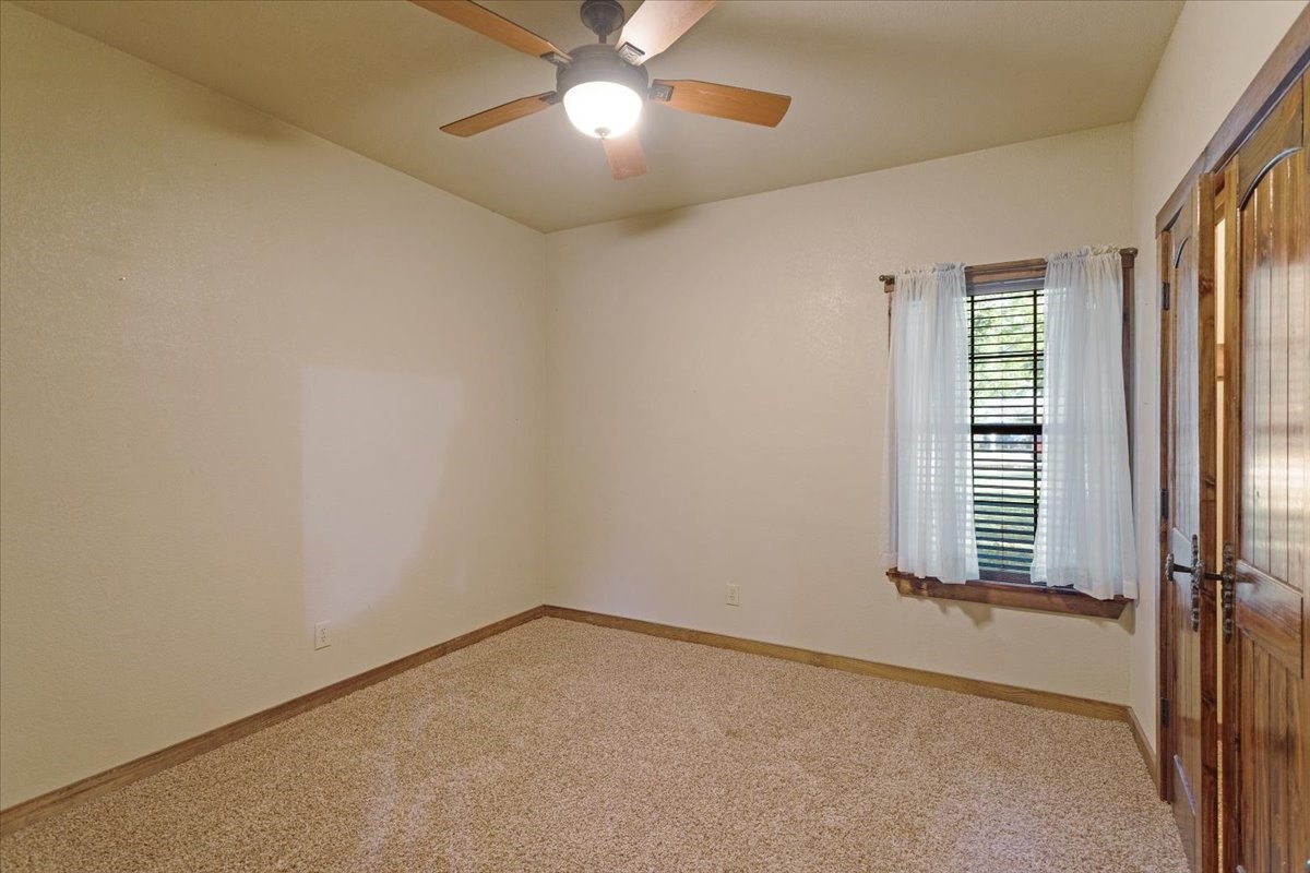1035 Lakewood Road Denison TX 75020