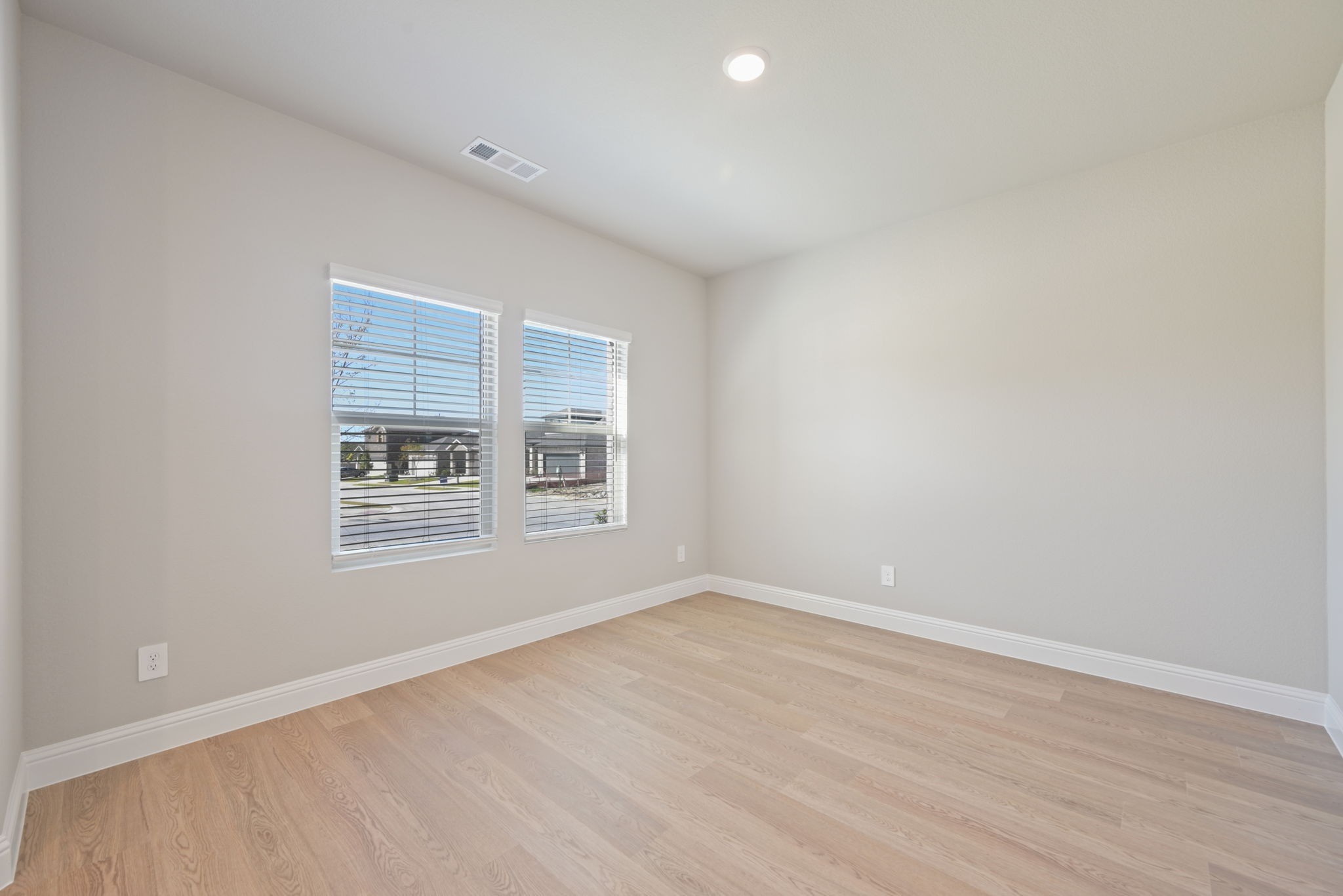806 London Town Lane Princeton TX 75071