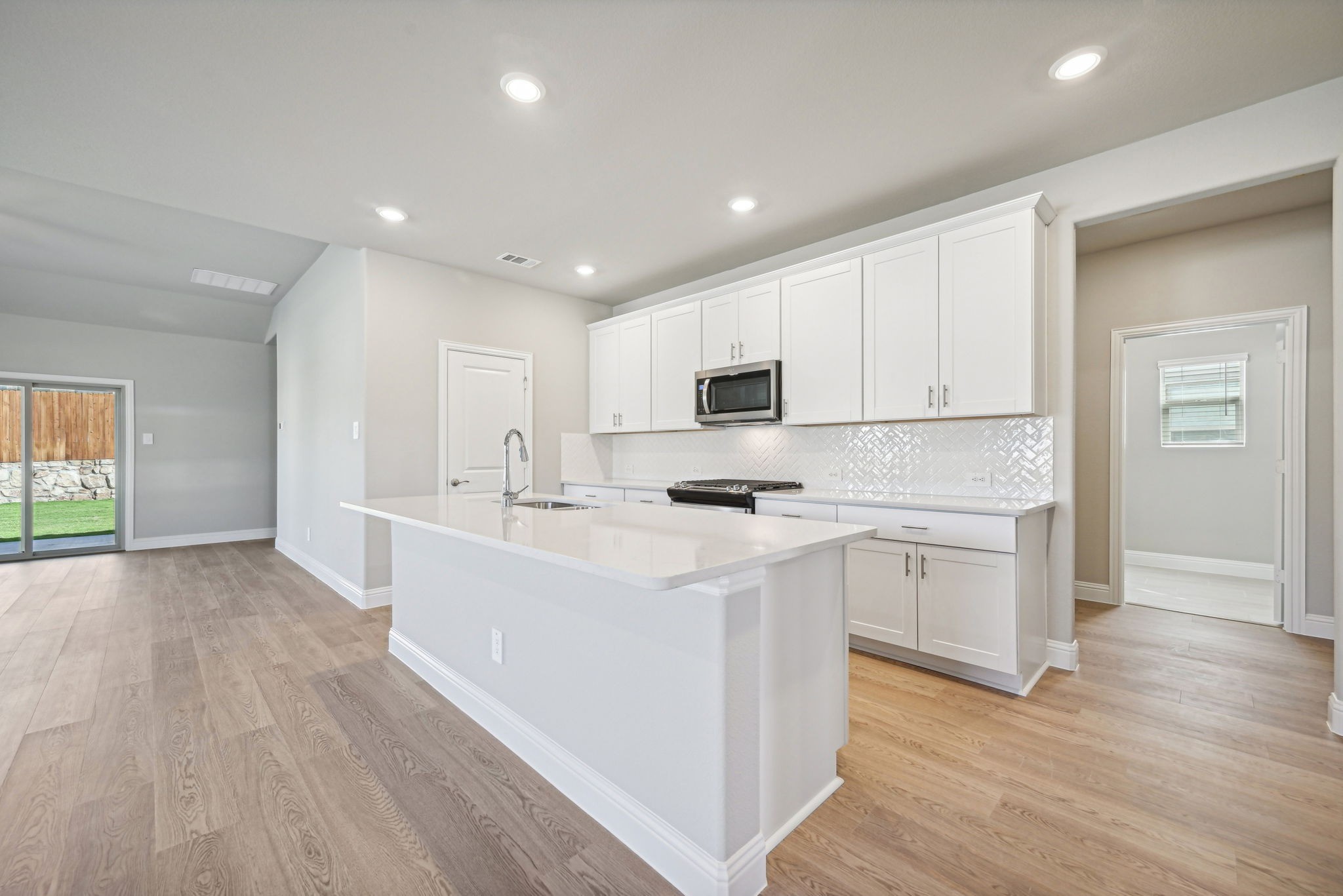 806 London Town Lane Princeton TX 75071