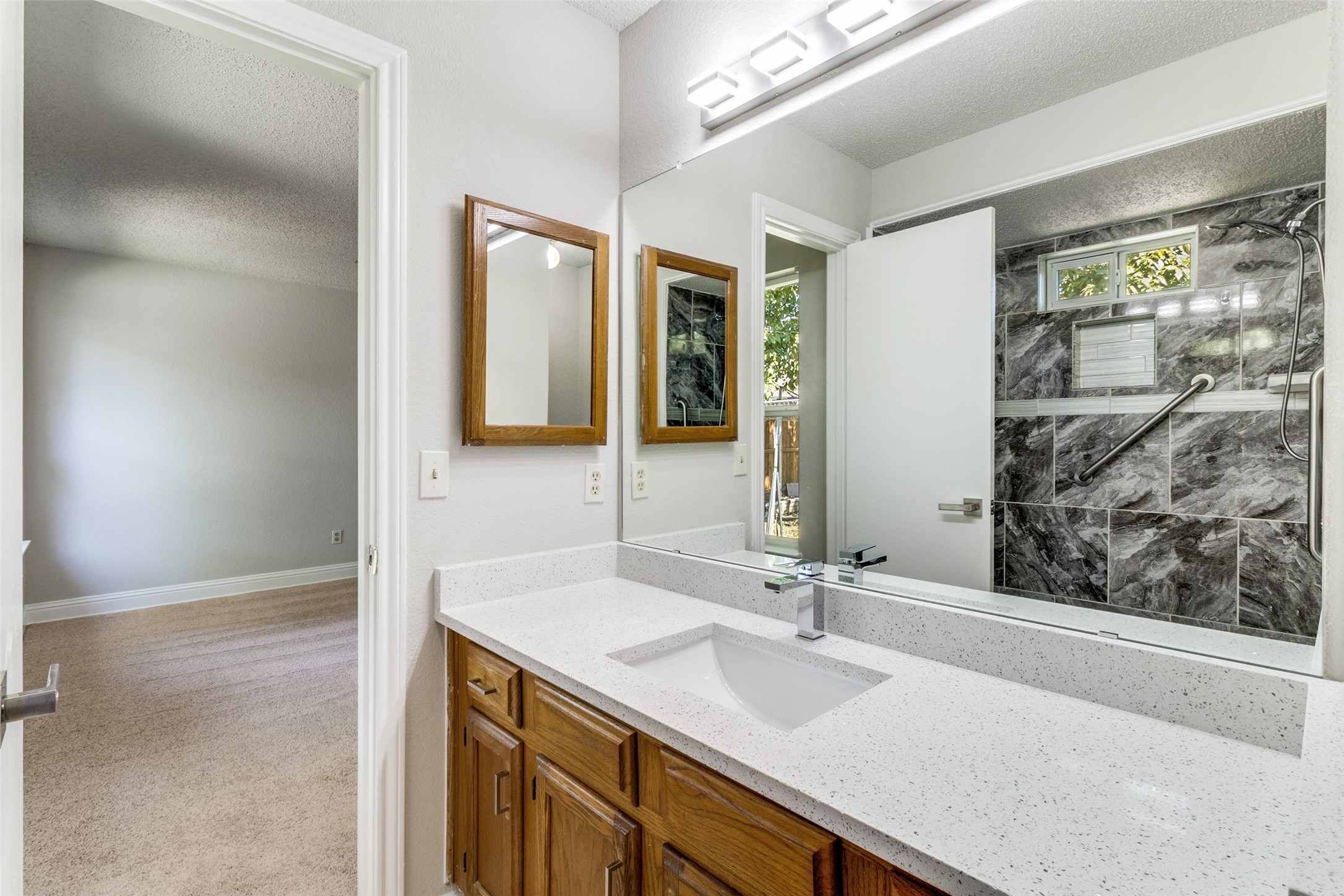 1301 Cedarcrest Drive Mesquite TX 75149