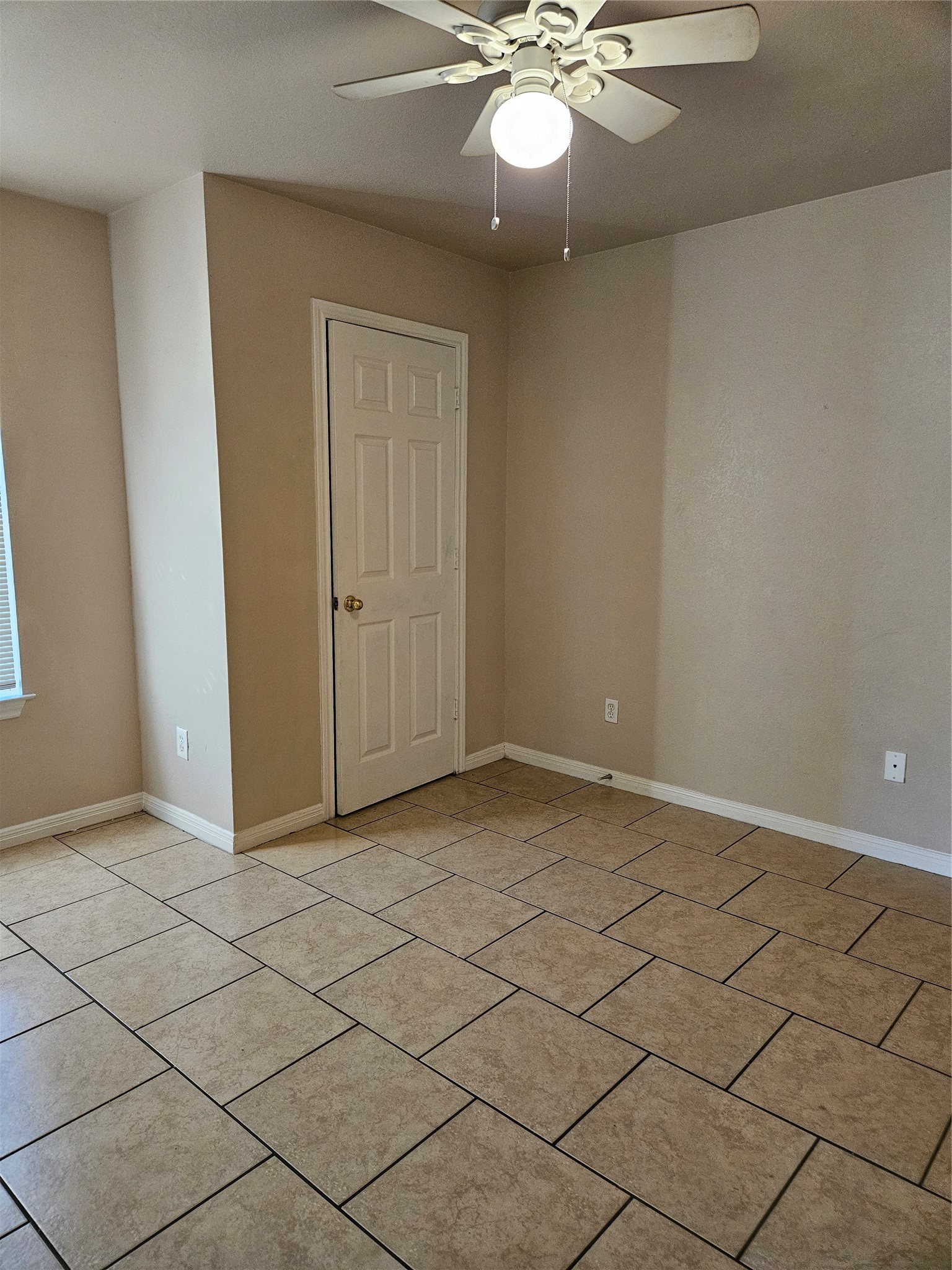 231-233 E Craven Avenue Lacy Lakeview TX 76705