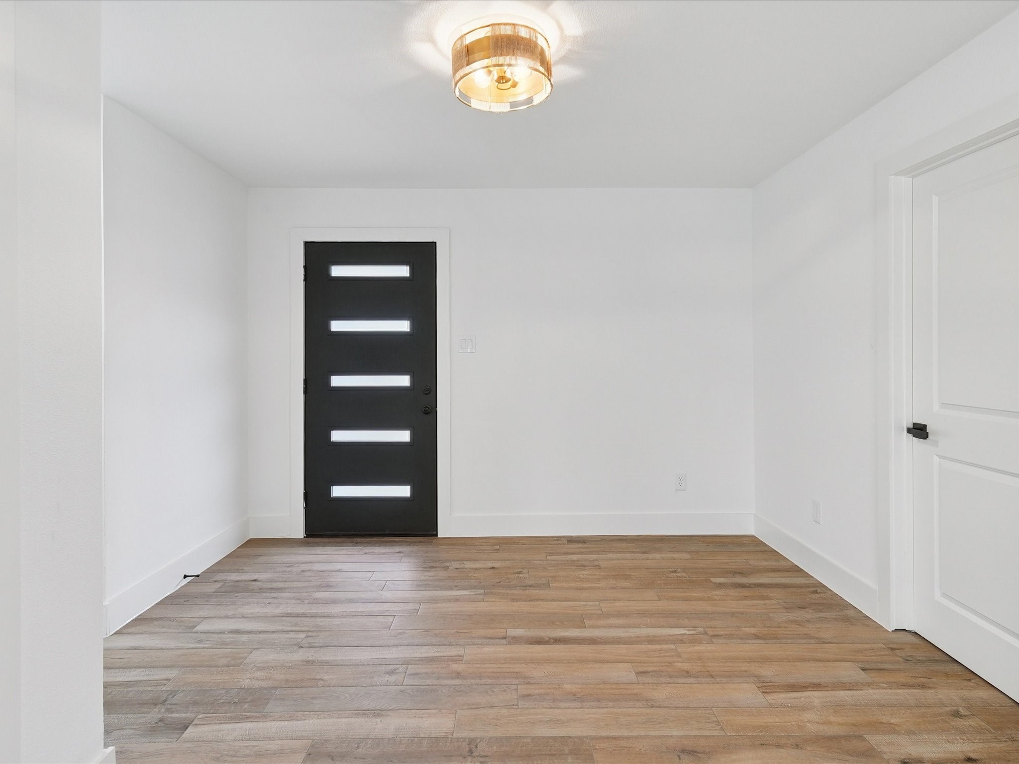 3027 Scenic Circle Dallas TX 75216