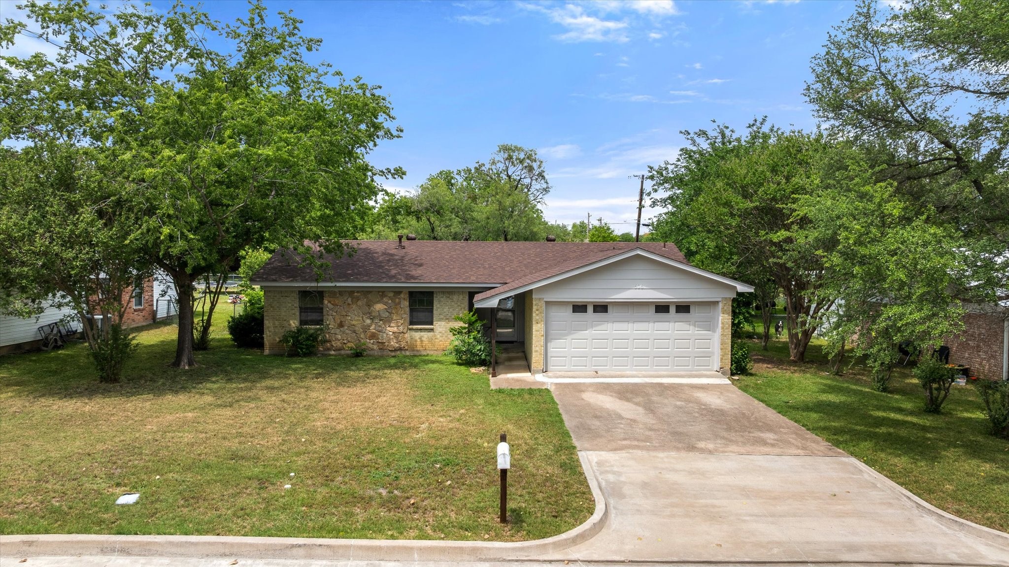 606 Nancy Drive Glen Rose TX 76043