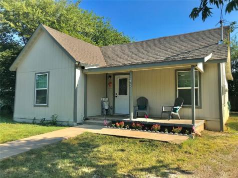209 Henry Street Waxahachie TX 75165