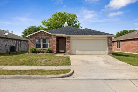 2209 Red Oak Drive Little Elm TX 75068