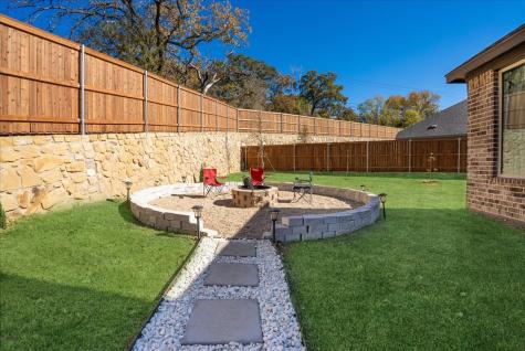 7045 Pecan Glen Place Fort Worth TX 76120
