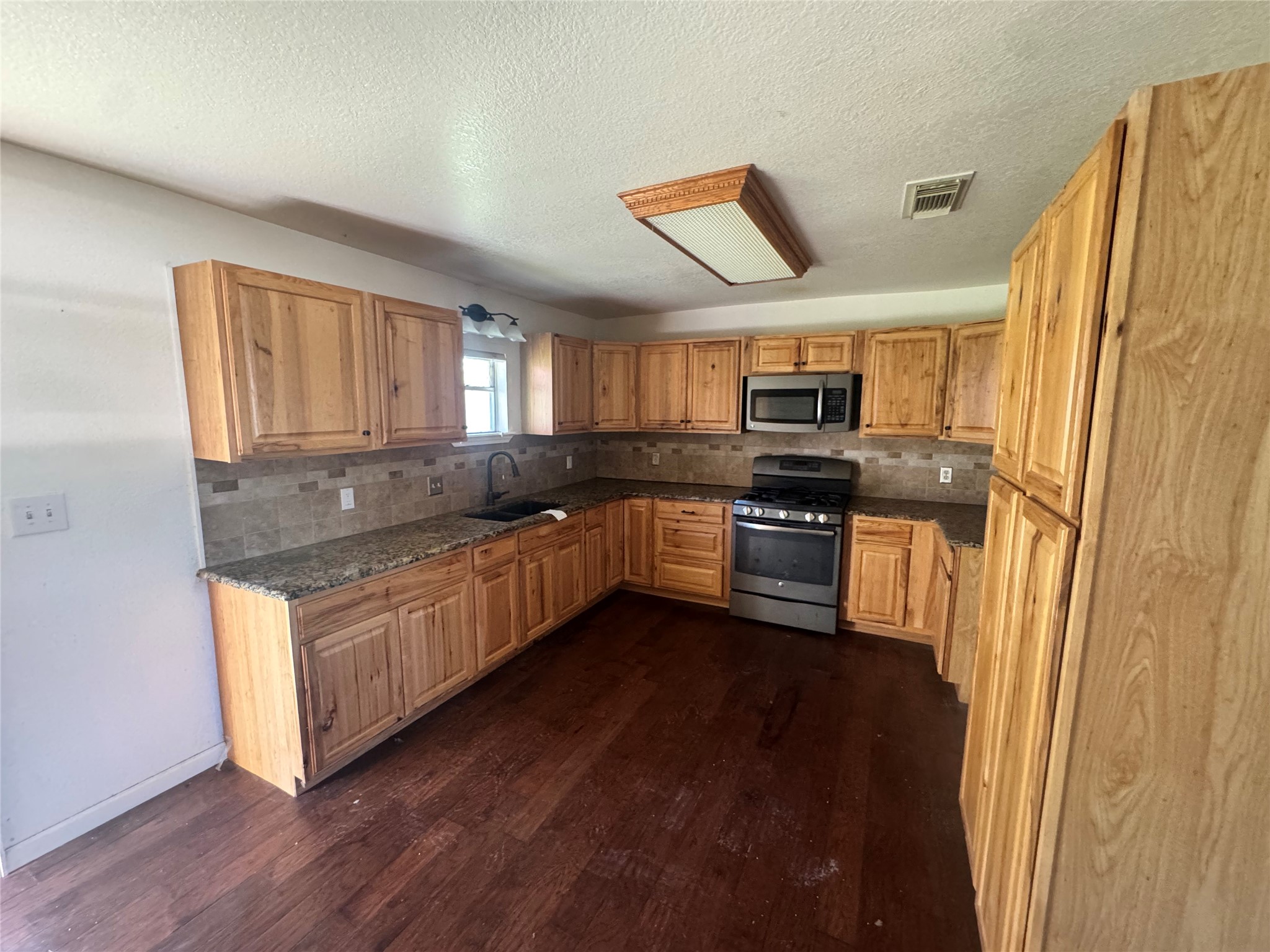6909 Forbess Drive Brownwood TX 76801