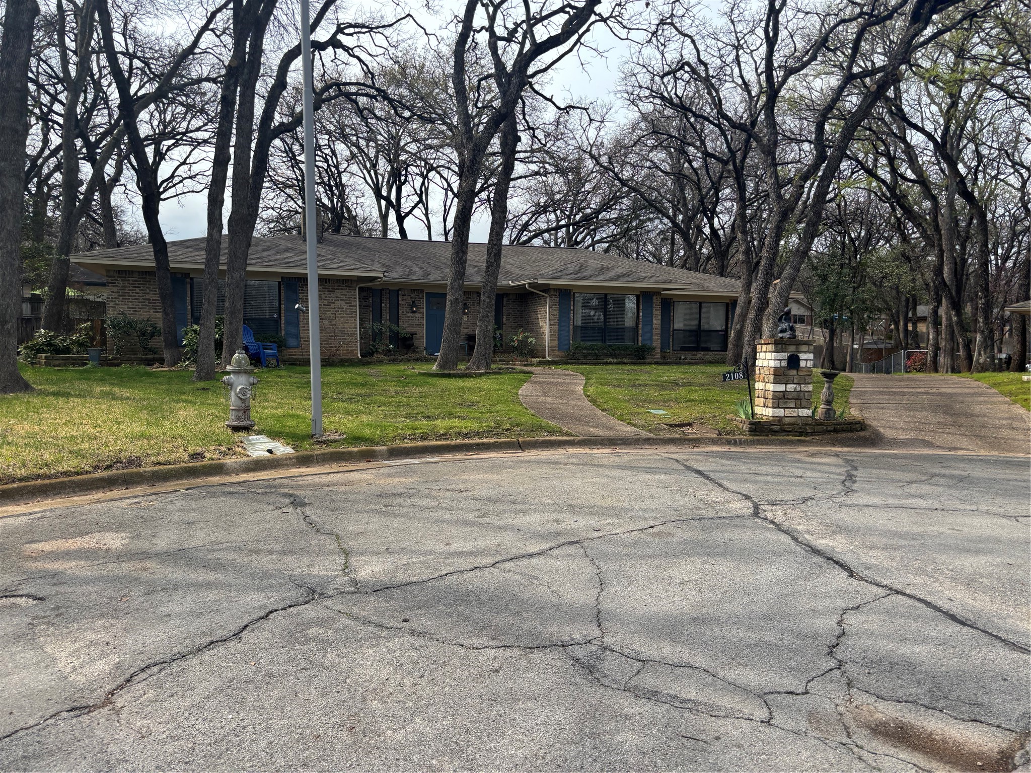 2108 Edgewood Court Arlington TX 76013