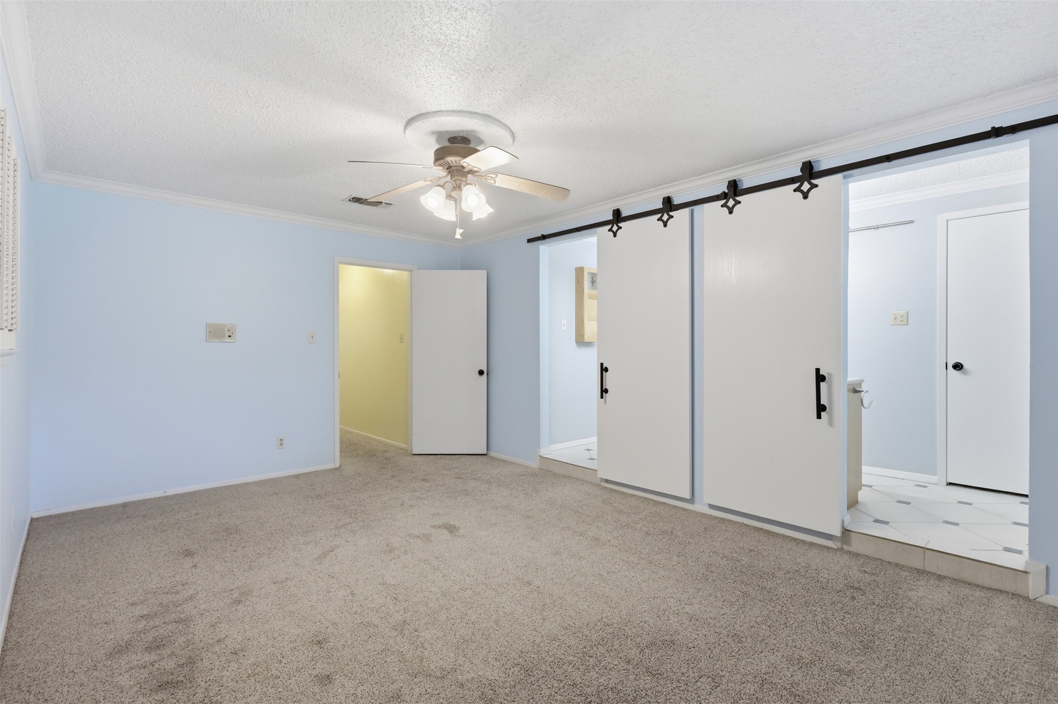 2108 Edgewood Court Arlington TX 76013