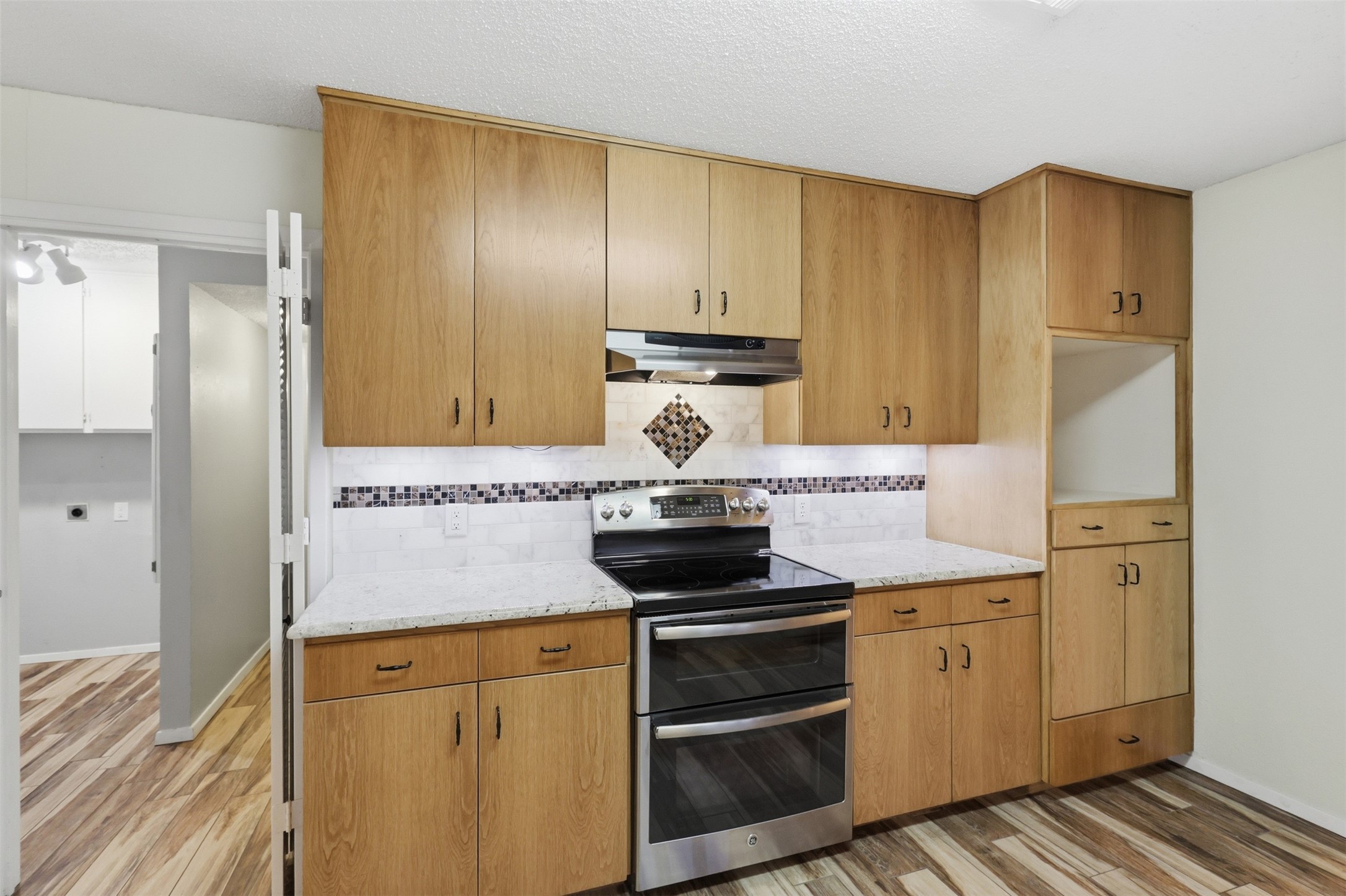 2108 Edgewood Court Arlington TX 76013
