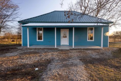6713 Fm 513 S Lone Oak TX 75453
