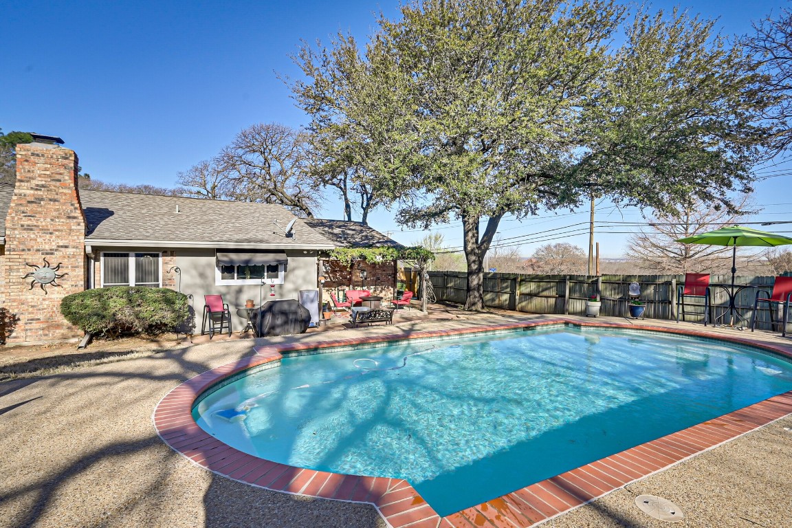 4201 Blossom Trail Arlington TX 76016