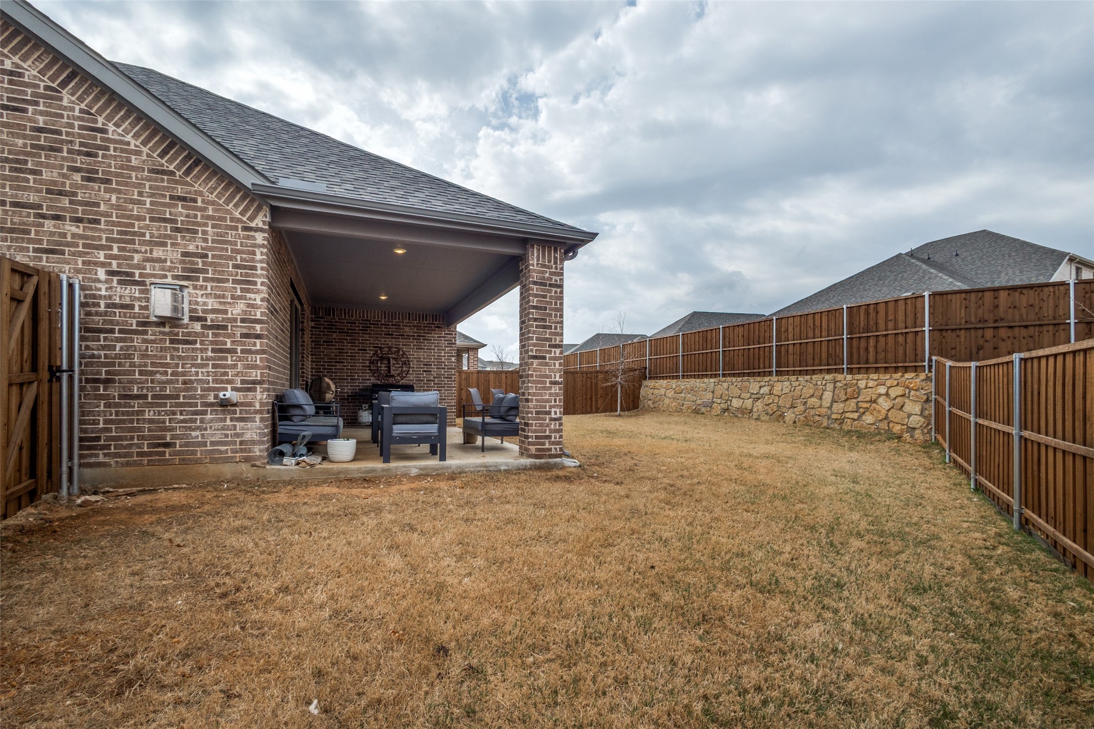 2813 Acadia Drive Corinth TX 76210