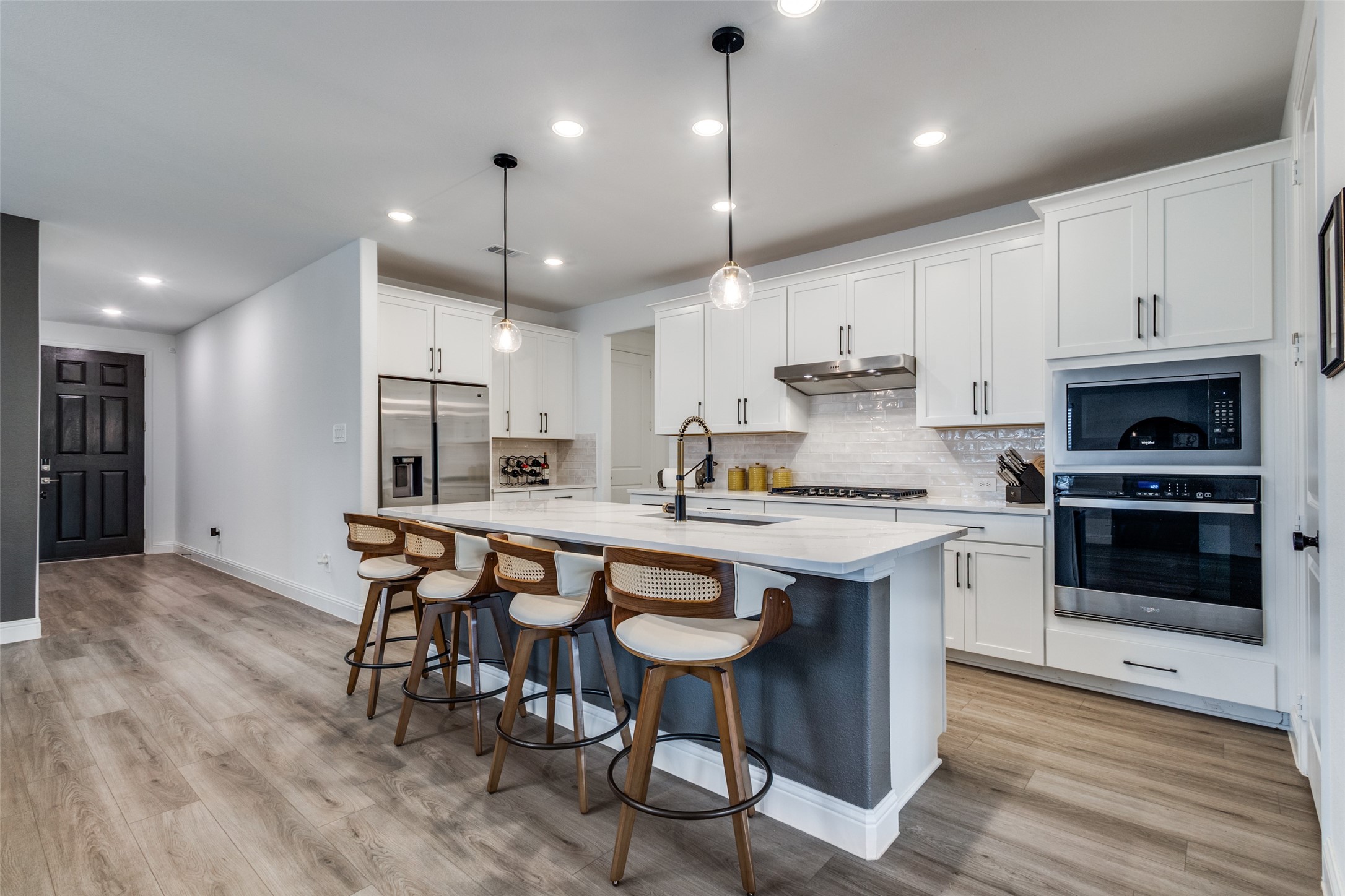 2813 Acadia Drive Corinth TX 76210