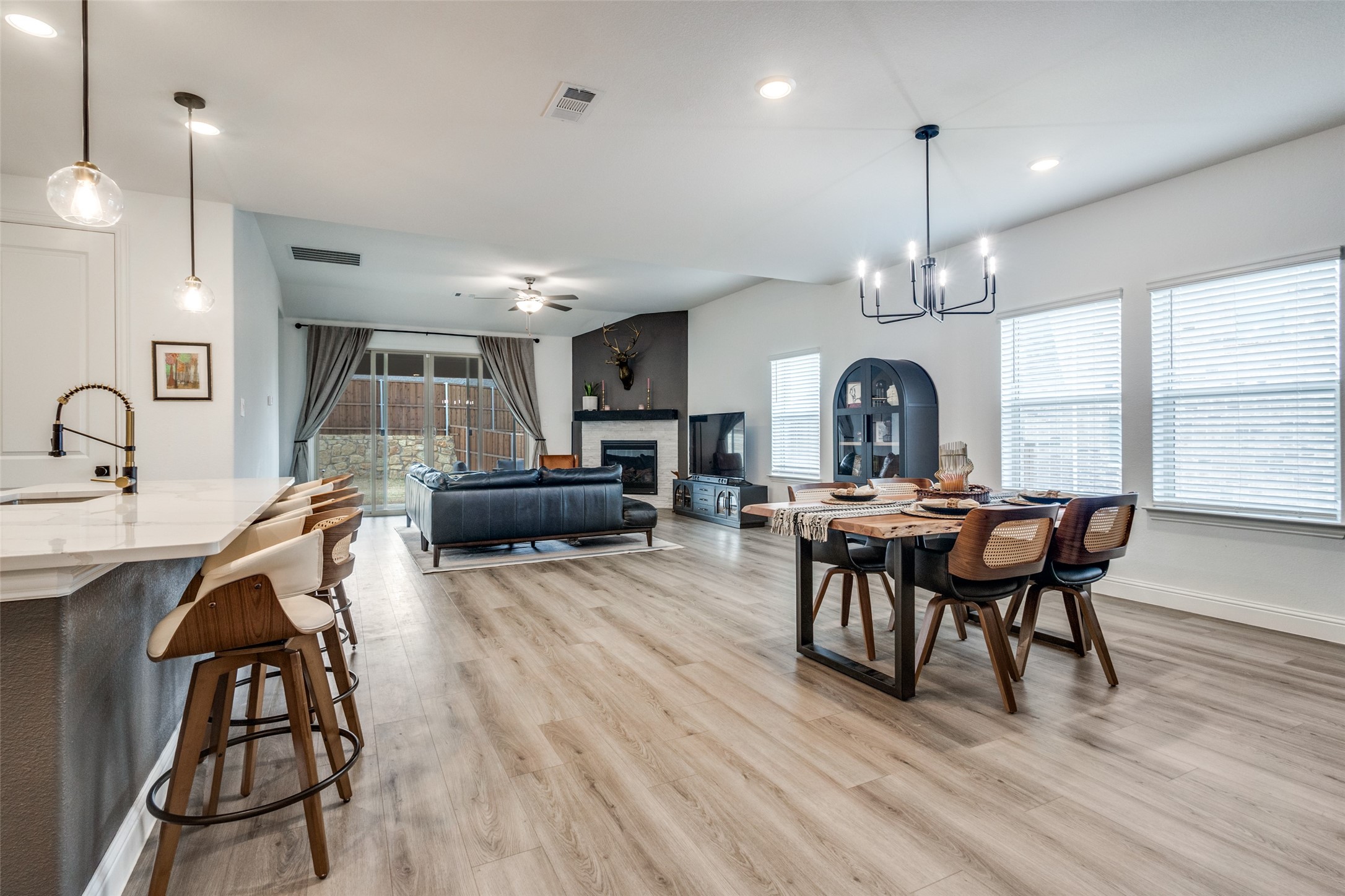 2813 Acadia Drive Corinth TX 76210