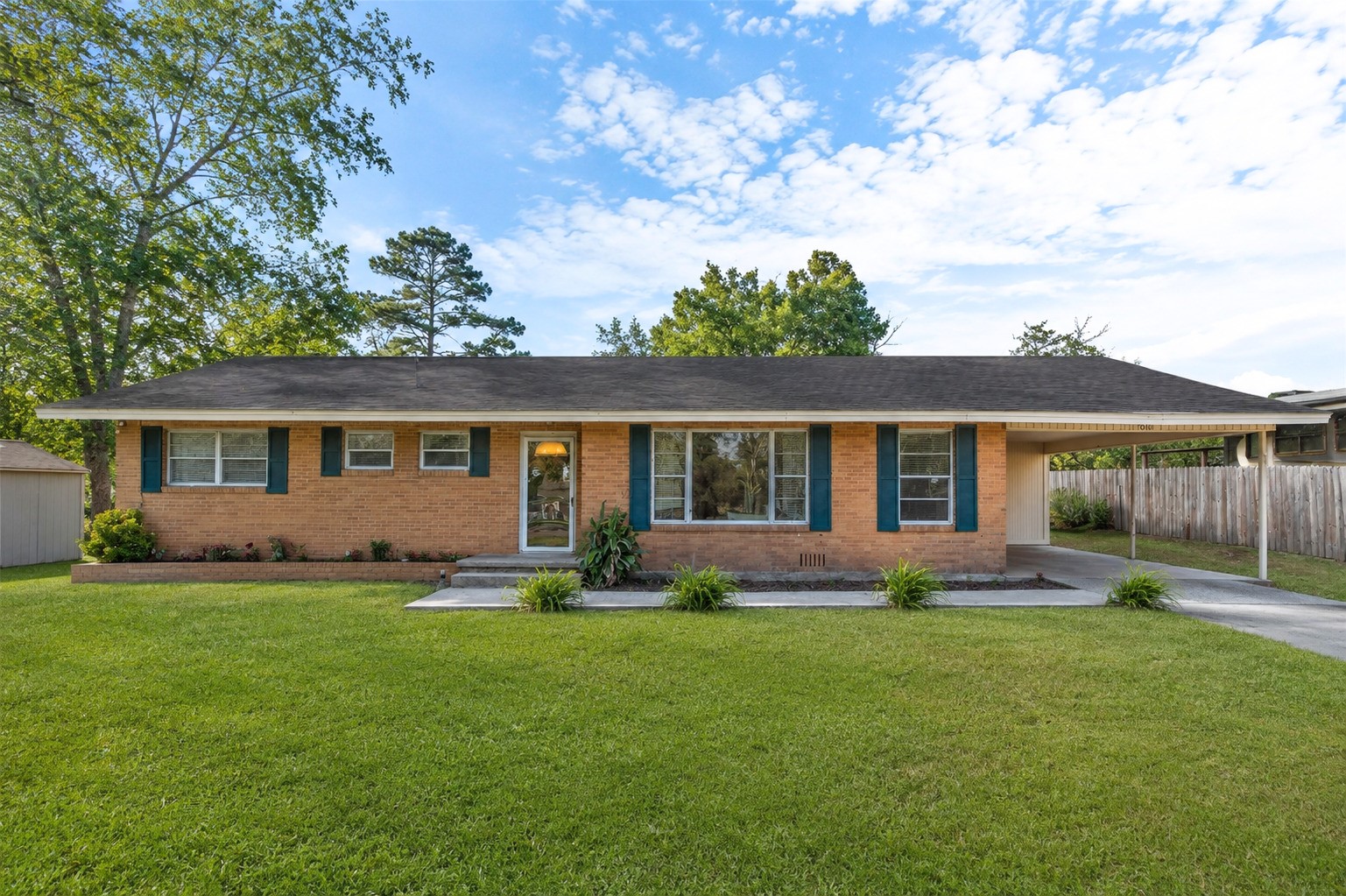 1100 Cedar Street Teague TX 75860