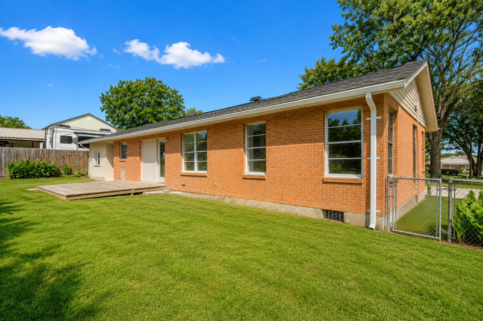 1100 Cedar Street Teague TX 75860