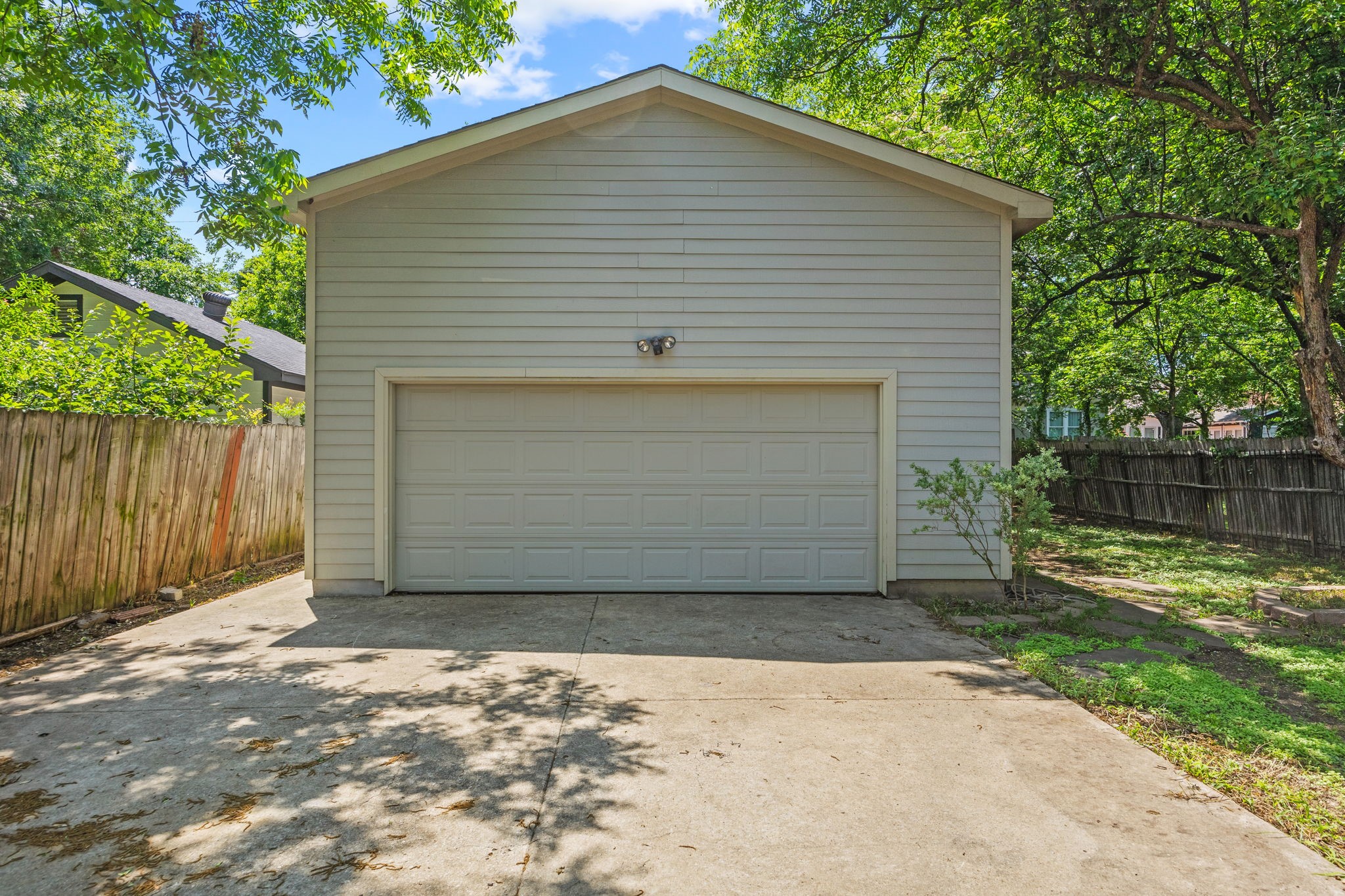 815 Turner Avenue Dallas TX 75208
