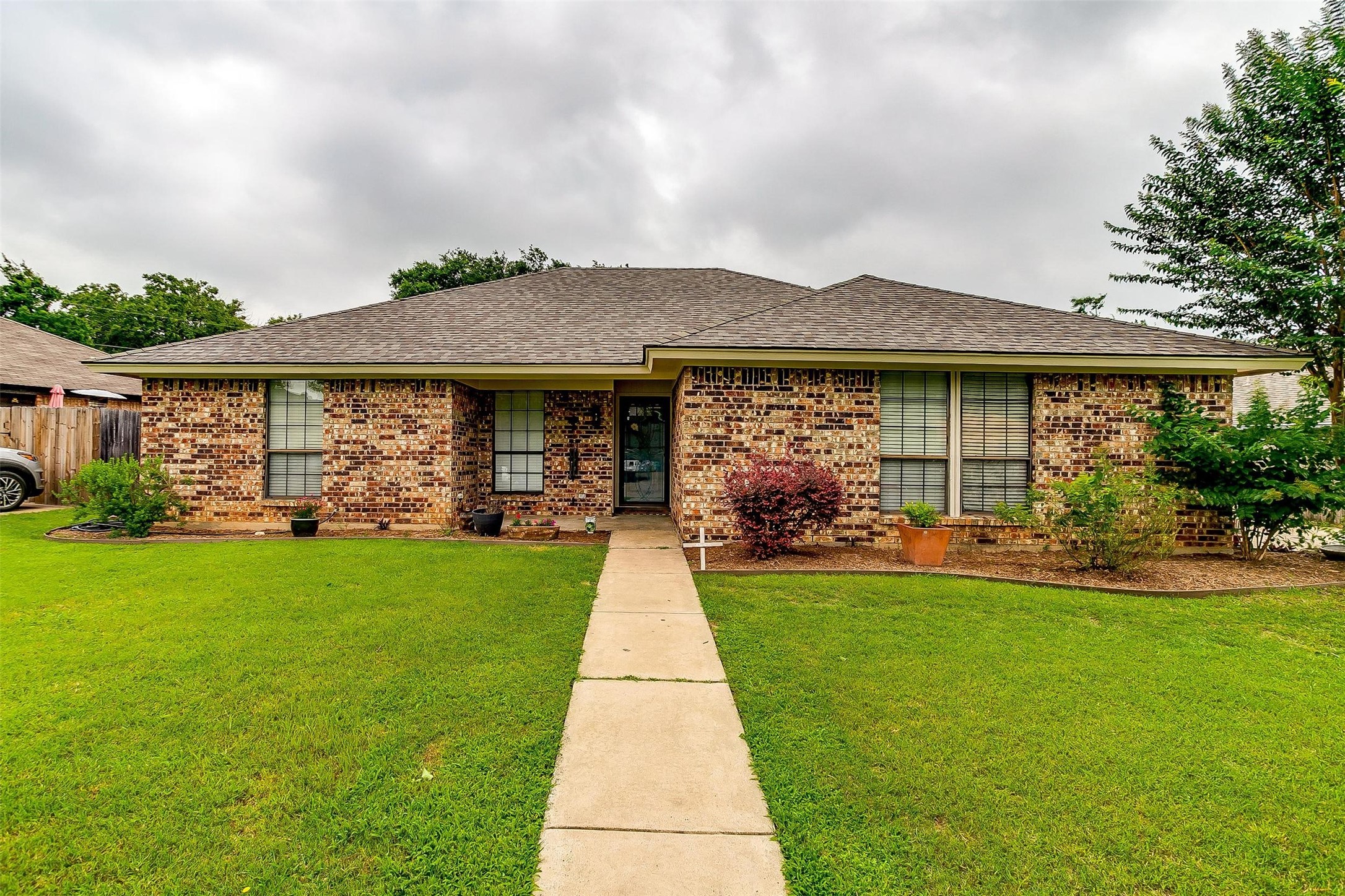 1037 Steven Street Burleson TX 76028