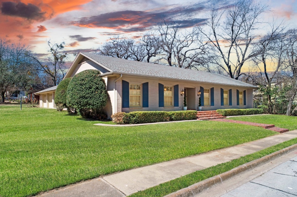510 S Waco Street Weatherford TX 76086