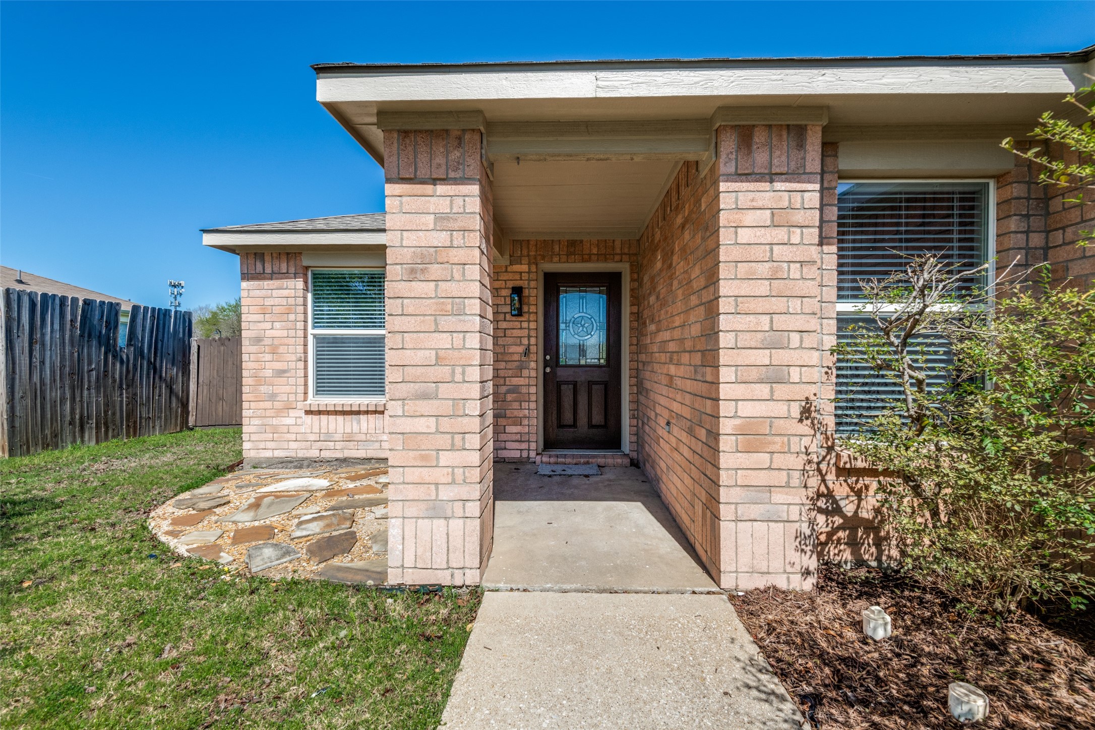 312 Stanford Forney TX 75126
