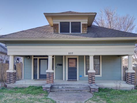 807 W Richmond Avenue Fort Worth TX 76110