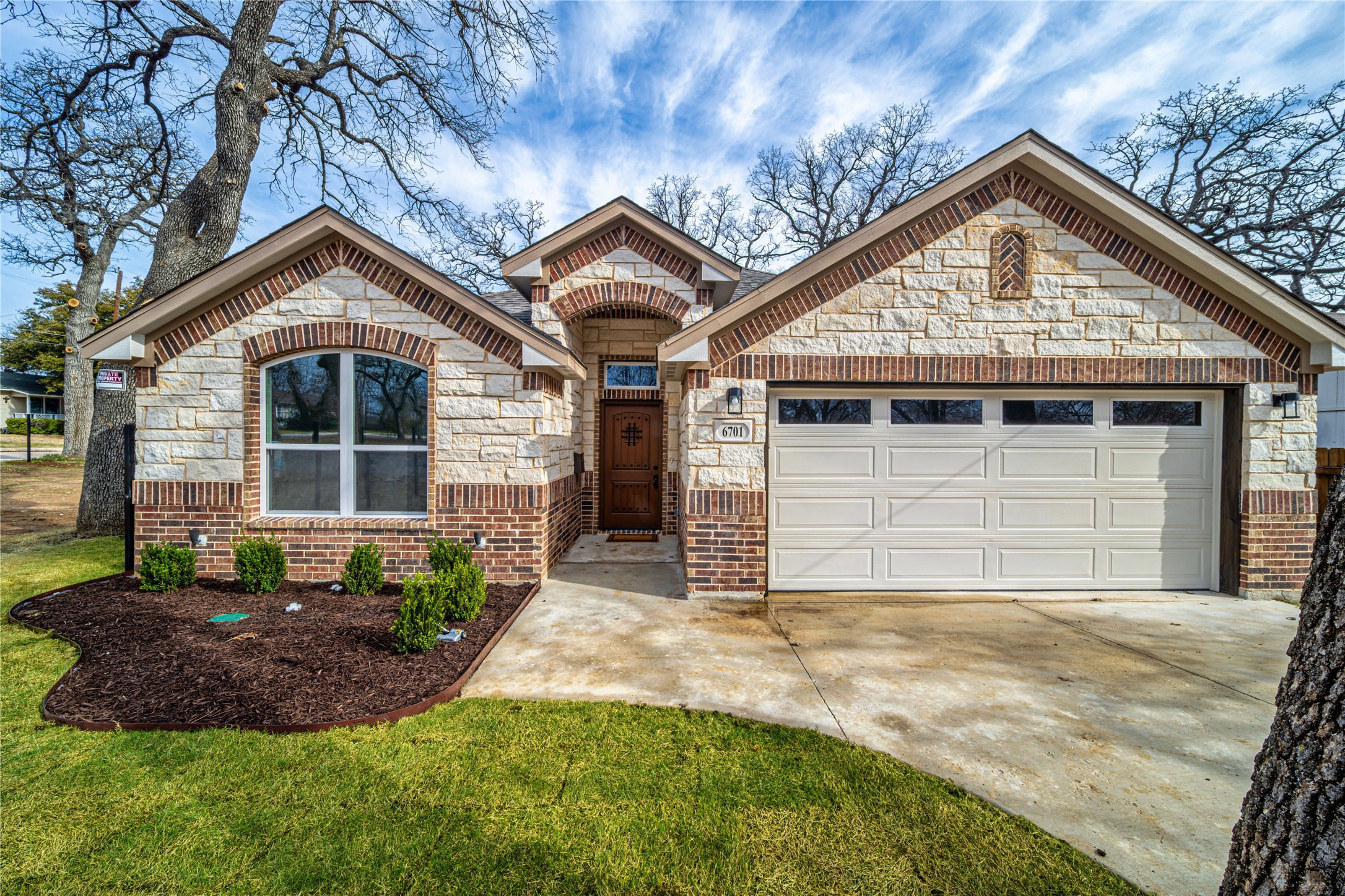 6701 Routt Street Fort Worth TX 76112