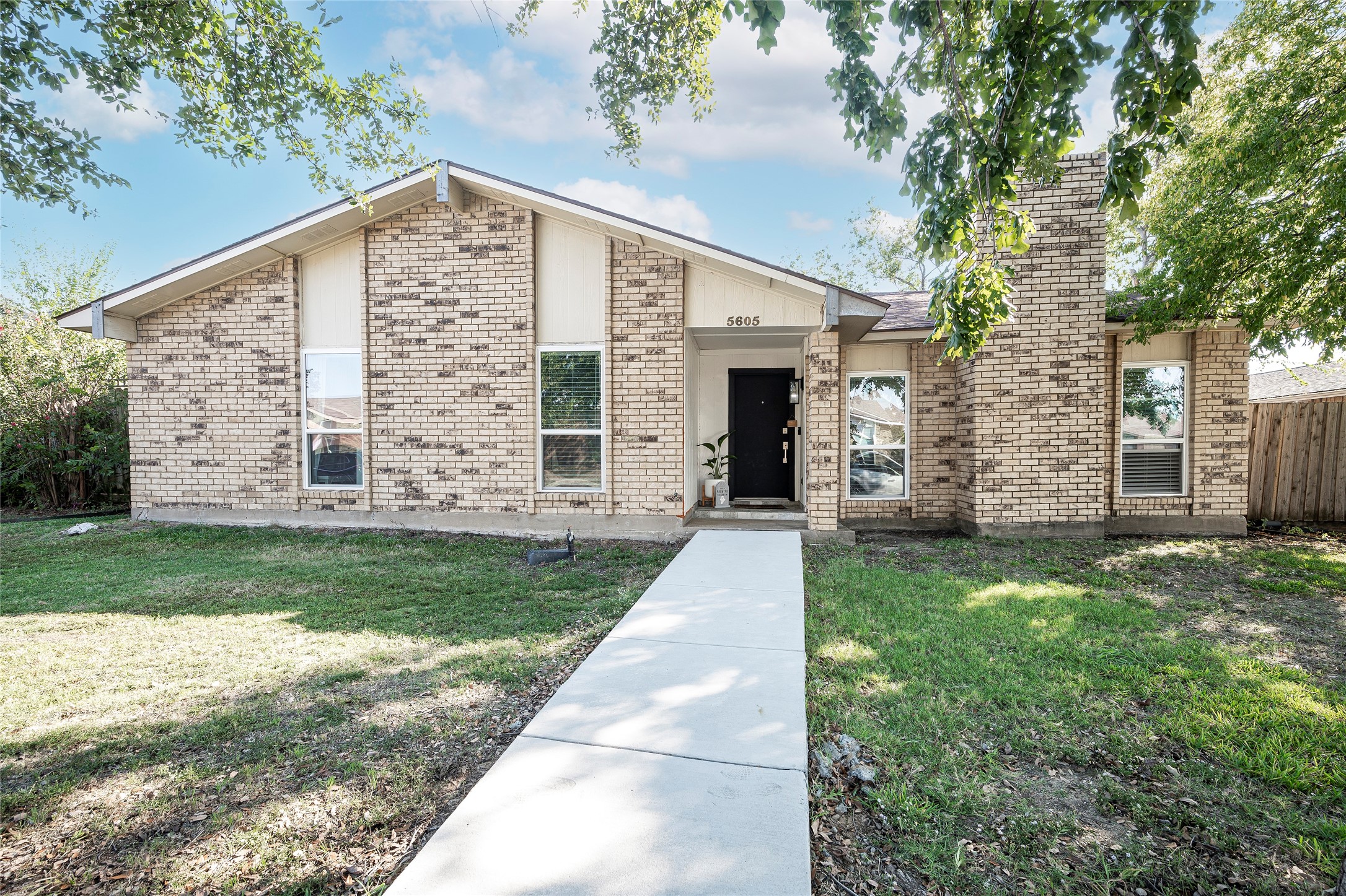 5605 Tucker Street The Colony TX 75056