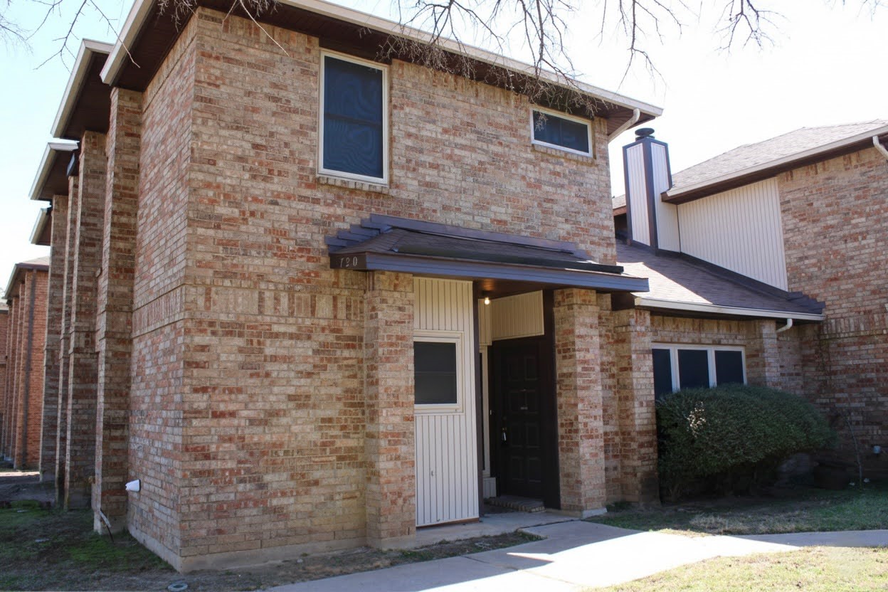 720 Cresent Drive Desoto TX 75115