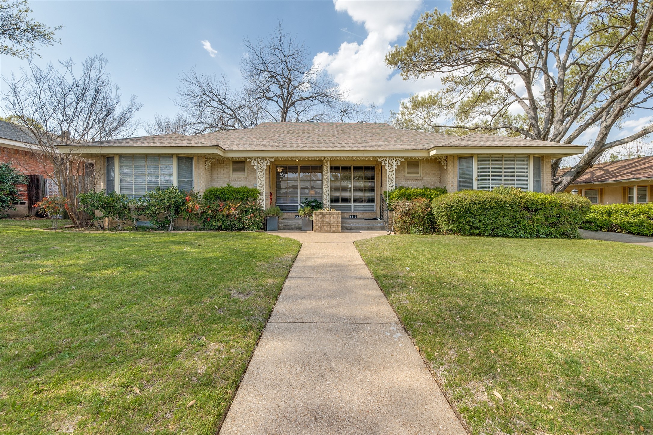 6519 Ravendale Lane Dallas TX 75214