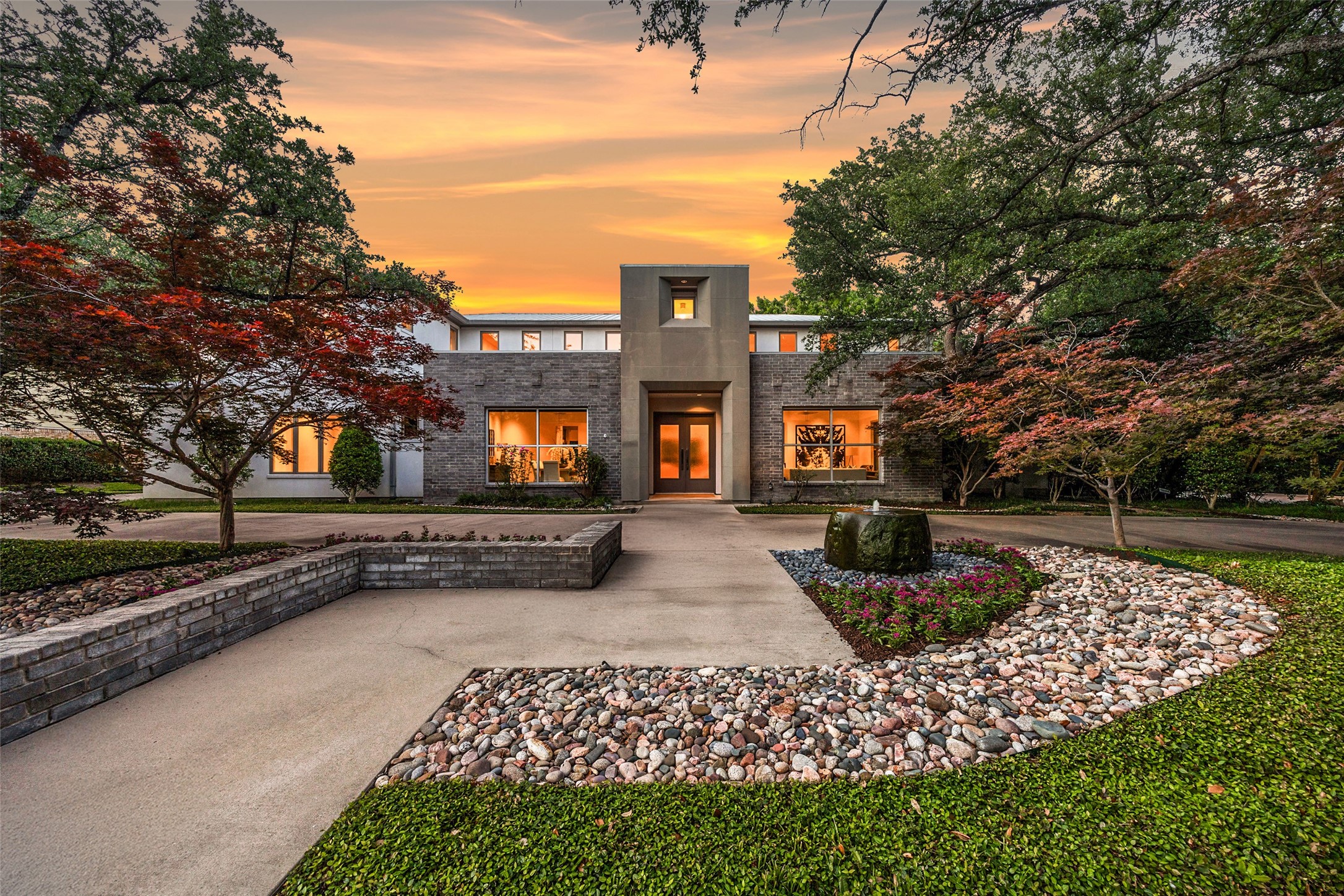 6007 Club Oaks Drive Dallas TX 75248