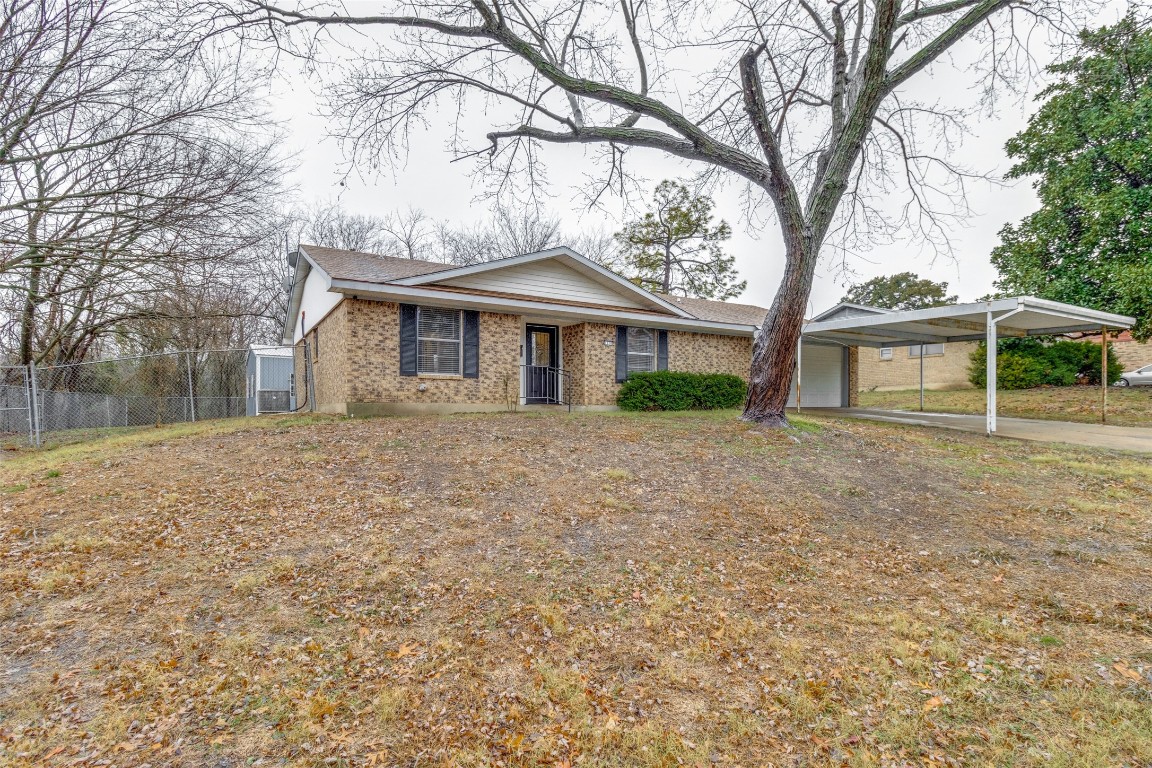 1110 E Centennial Street Sherman TX 75090