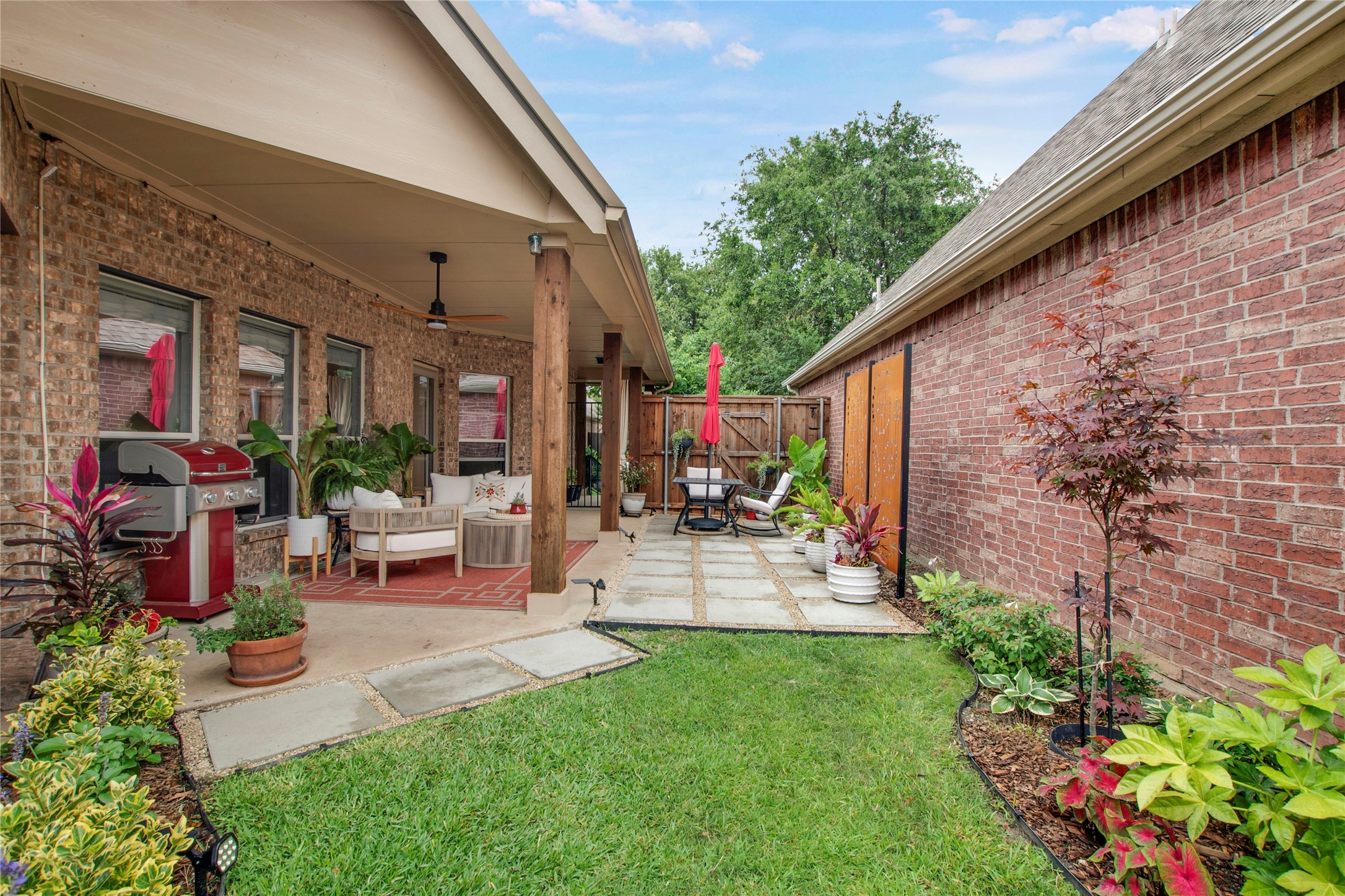 7585 Glasshouse Walk Frisco TX 75035