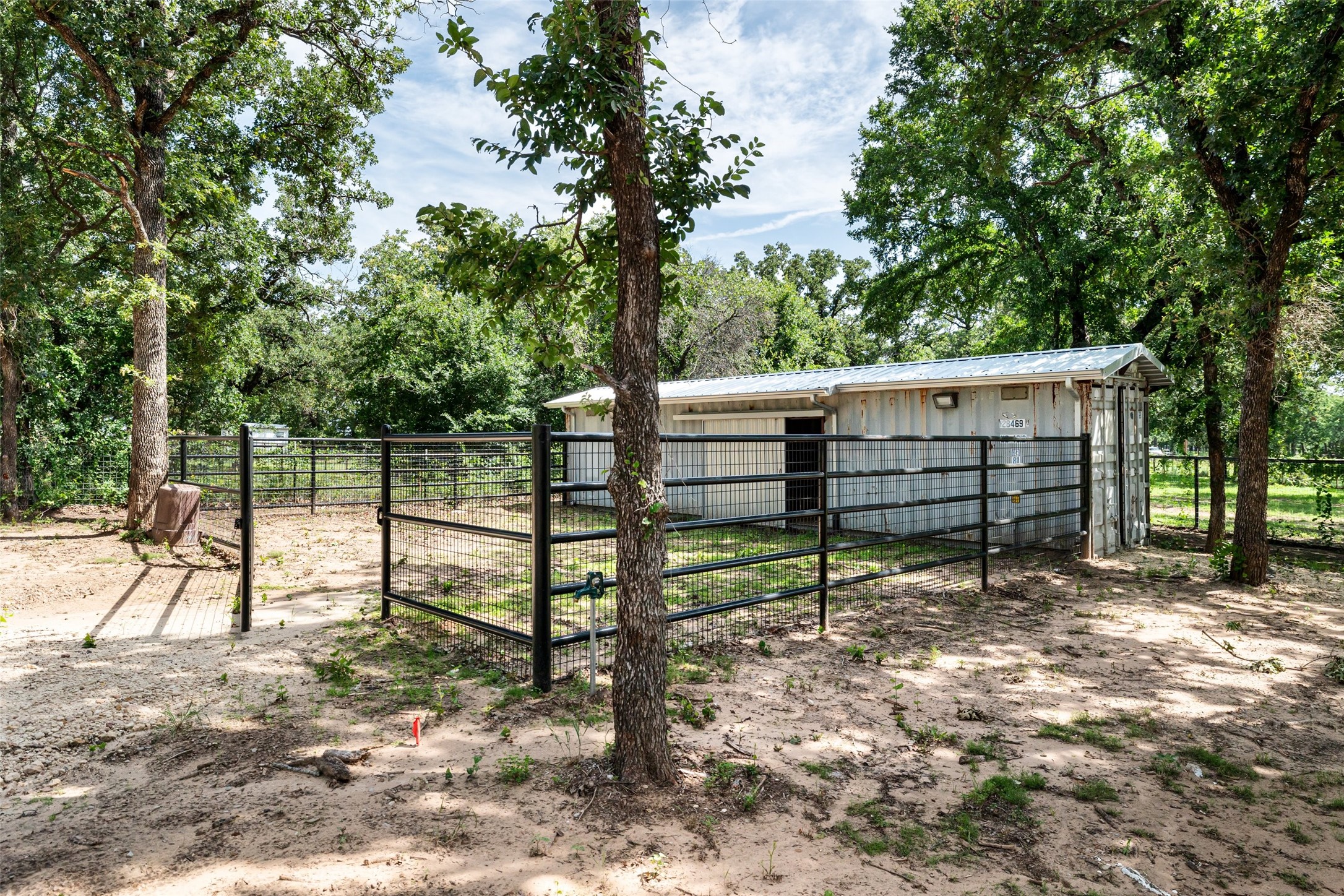 6513 Hill City Highway Tolar TX 76476