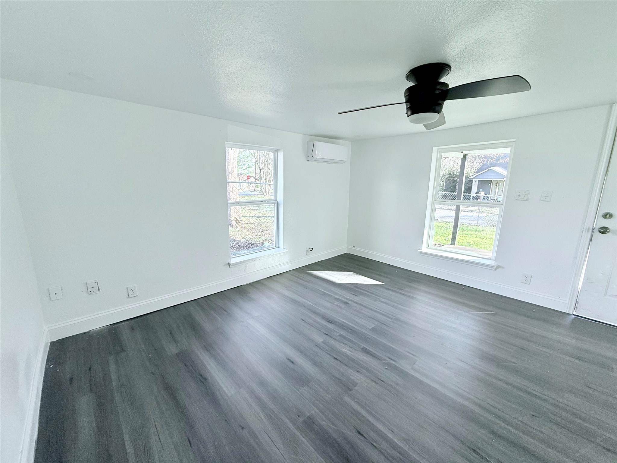 625 E Acheson Street Denison TX 75021