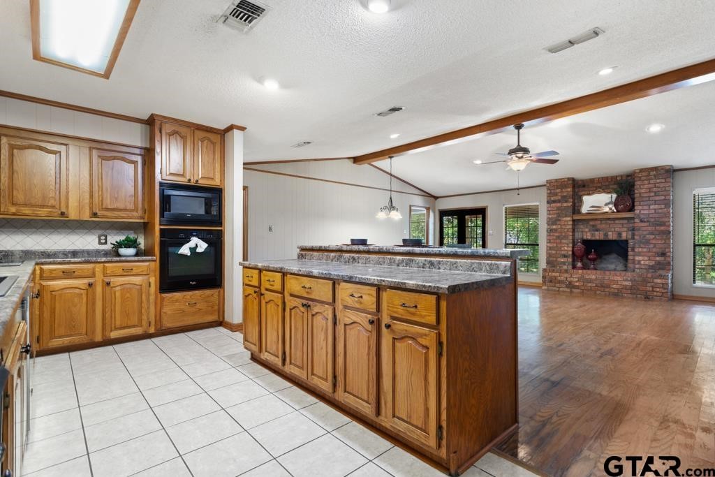522 Woodside Drive Hideaway TX 75771