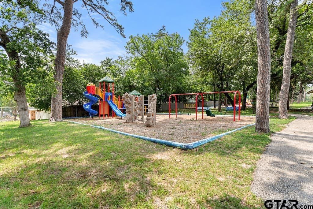 522 Woodside Drive Hideaway TX 75771