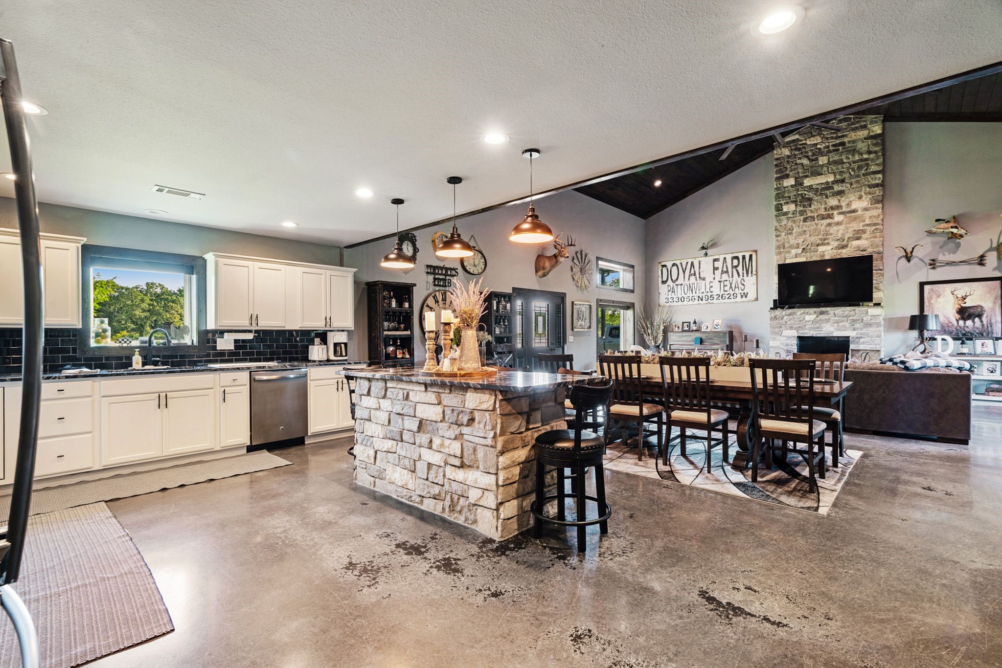962 County Road 14630 Pattonville TX 75468