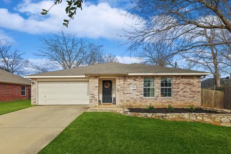 3309 Lance Lane Denton TX 76209