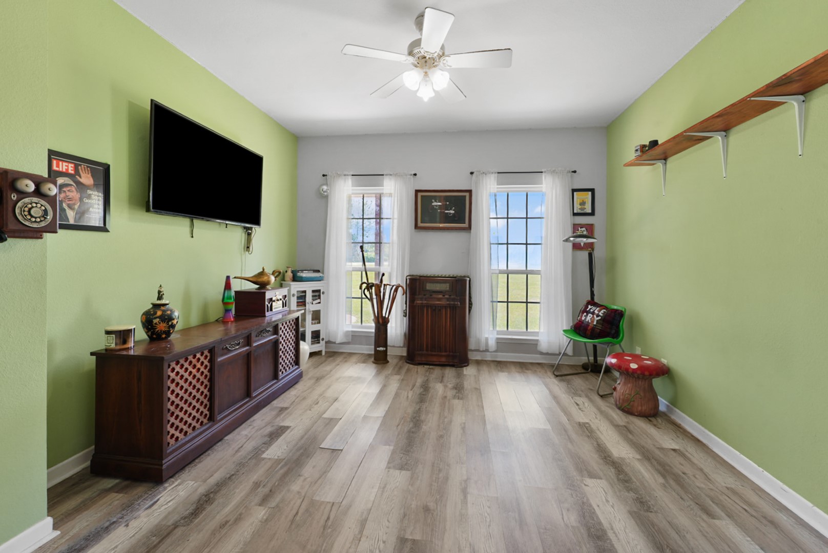 155 Rs County Road Emory TX 75440