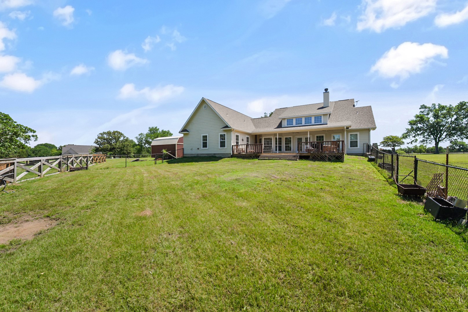 155 Rs County Road Emory TX 75440