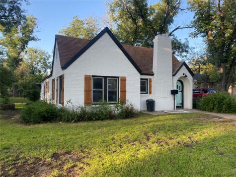 801 W 12th Street Brady TX 76825